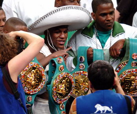 realist - mayweather the king