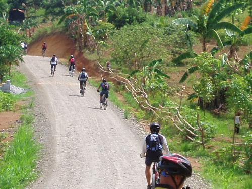 Philippine mountain bikers - ride to licao licao-nabutas-macabud trail on may 19, 2007