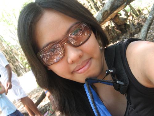 Personal - its me, chilling out at the sea... oppps my pic is just too big to see the background