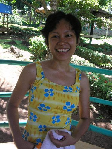 My Vague Smile! - Am so happy seeing Maze park for the first time. Photo taken during Philcom's Summer Outing last May 12, 2007 at Maze Park, Iligan City Philippines.