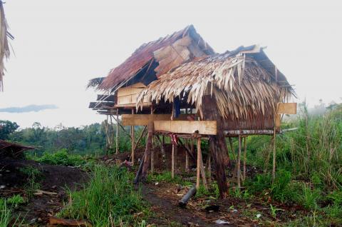 hut - this hut was made by one of the members of the manobo community we have visited. this is made out of wood, usually picked at the forest tied by a very strong natural'rope'. no nails were used and its strategically placed near a cliff... amazingly..this hut became our home for a few days of our stay...