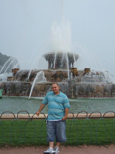 me in chicago - just me on vacation in chicago