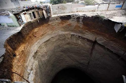 hole in the earth - fire in the holeeee lol, its seems like hole in the earth..