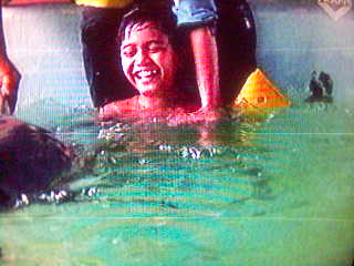 healing autism5 - autism healing method, swimming with the dolphin