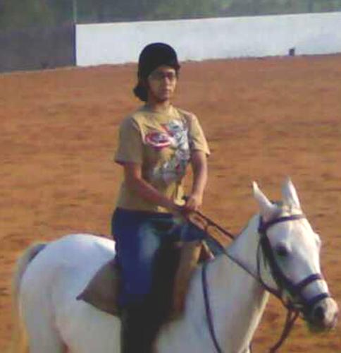 THATS ME RIDING A HORSE - THATS ME RIDING A HORSE AT THE HYDERABAD POLO AND RIDING CLUB!!!!!