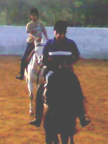 ME RIDING - ME RIDING