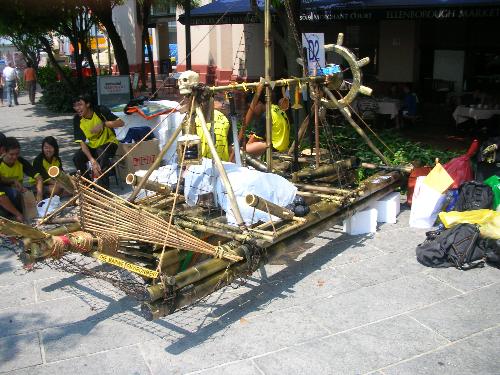 Pirate River Raft - Can you believe it can move by itself without rowing ?