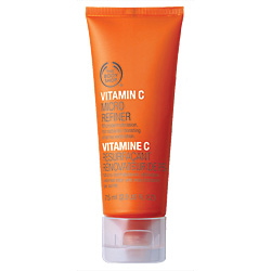 Vitamin C Micro Refiner - A rich and creamy facial exfoliating prroduct with tiny scrub particles that work effectively to deep cleanse and remove dead skin cells, instantly improving skin texture and tone to leave it looking and feeling softer, smoother and more refined and radiant. Its zesty scent complements the scrub action for a refreshed and invigorated feel.