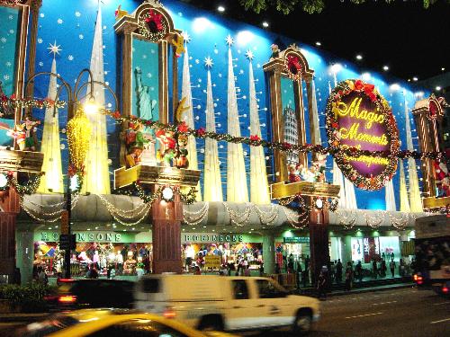 Christmas Lightup 2004 - Christmas decoration on the facade of Centrepoint Shopping Centre, Singapore.