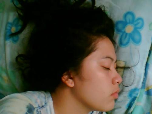 ZZzzzzZZZZZzzzzzZZZzz - i really love sleeping...