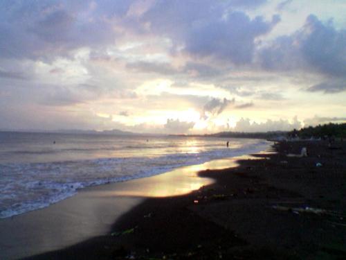 Beach in The Philippines - Be captured by the beauty of the sceneries of the bautifull beaches in Lemery Batangas, Philippines! This is taken in 'GoodLuck' beach resort in Lemery, Batangas. An hour travel by land from Manila, a very affordable and relaxing destination for family and friends.