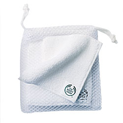 Deep Pore Cleansing Pads - A pack of four reusable polyester and cotton cleansing pads as soft as cotton wool but stronger for deep pore cleansing. Used with a facial wash or cleanser, each pad will help draw out impurities and gently remove dead skin cells.