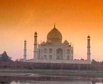 A view of Taj Mahal - A nice morning view of Taj Mahal. This is going to come once again as 7 wonders of the world.