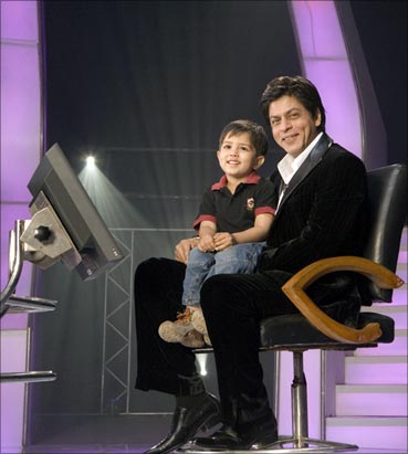 sharukh kbc - sharukh is great in kbc