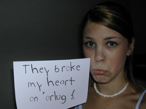 huhuhuhu! - why did this happened to me? why theres such pain to feel? yours just loving your buddy! hmp!