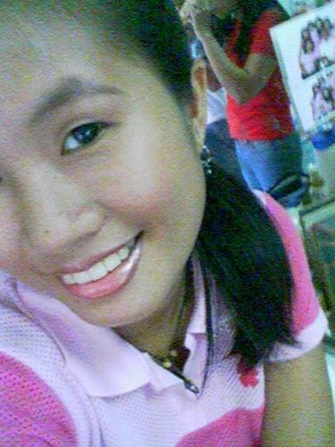 its me again - well... hehehe... i love this photo... ala lang..