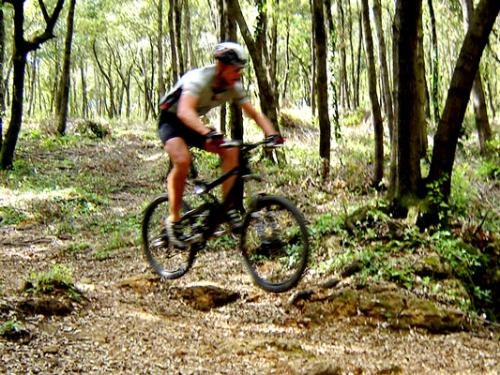 mountain biking - salto mountain bike