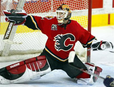 Flames Goalie - This is a picture of the flames goalie.