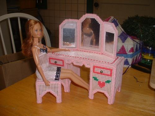 Plastic Canvas Fashion Doll Vanity - So Barbie can look at how pretty she is!