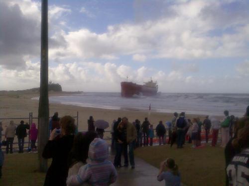 The Pasha Bulker on the beach. - The Pasha Bulker on the beach.