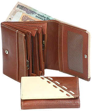 What's inside my wallet? - I bring my wallet wherever I go, especially that I am driving my car. I bring it because I have my license in it. There are a few important documents in it, that's why it is a daily essential which I place inside my bag.