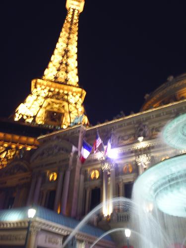 Fountain by the Eiffel tower in Vegas - Vegas Baby...need I say more??