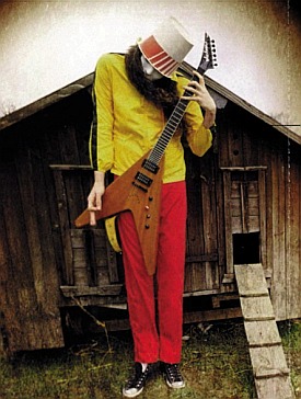 Buckethead - Buckethead near his chicken house :P