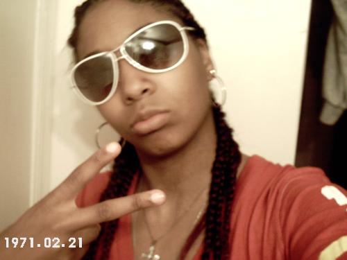 me - i'm throwing the dueces up