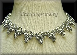 Angel daggers necklace - I love this design, very bold an looks great with black tank tops