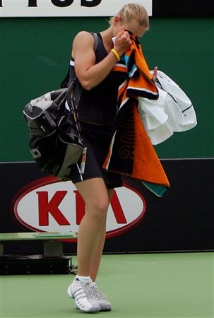 JelenaDokic - Jelena Dokic unhappy at the 2006 Australian Open