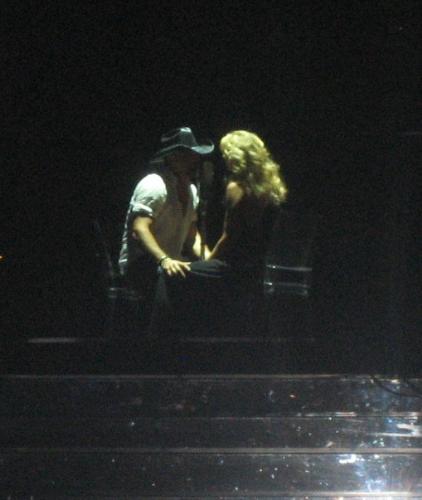 Tim and Faith - intimate duet