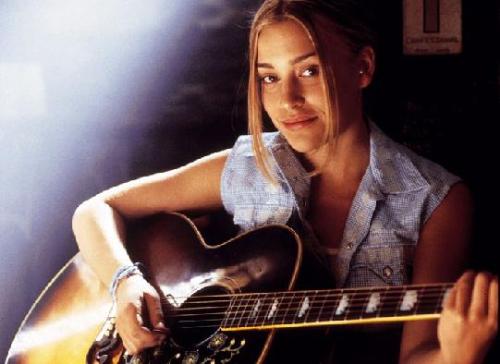 coyote ugly - violet of coyote ugly