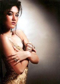 agnes 01 - beautiful rising star