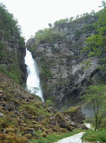 Stalheimsfossen - The Stalheim waterfall