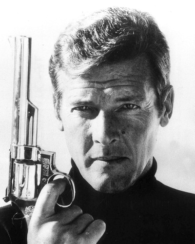 roger moore - Roger Moore English filmstar