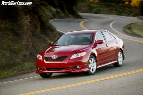 toyota - toyota camry is a luxury car.
