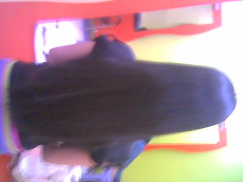 hair - long, shiny, black hair