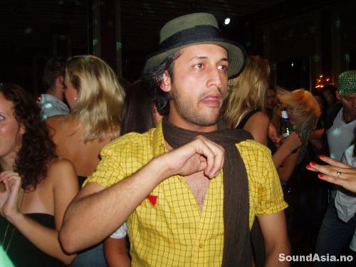 atif aslam.. - atif aslam drunk...