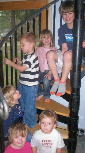 Cousins - This is my sons and there cousins. Theres Luke, Alissa, Parker, Kyle, Anistasia, and Phenix.