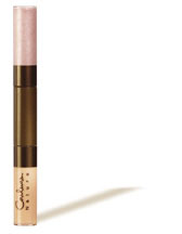 Duo Illuminator and Concealer Light Beige - Double beauty duty...soft and clever. Take time for a touch of skin care with this soft and effective make-up duo. Precise and easy-to-apply, it contains two magical shades; a beige skintone to erase dark circles and conceal imperfections and a pearly beige to use as a highlighter on your face. Your complexion appears even , your eyes appear rested, signs of fatigue disappear. Without a doubt, you're radiant!