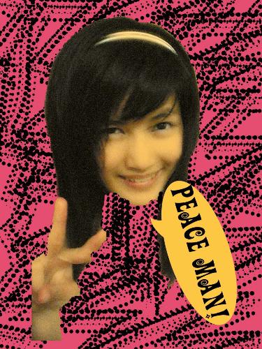 peace - Head shot doing peace sign editted