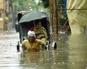 Kolkata inundated - The city flooded... Kolkata inundated - The city flooded...