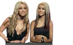 Christina vs Britney.. - A photo of Britnye Spears with Christina Aguilera...
