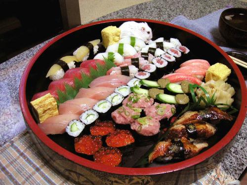 sushi -  Wow!It's huge!