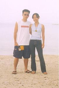 it's great to love someone! - We went to Santander, Cebu to attend a summer camp way way back in May 2005. It was really very fun and inspiring to have my love one beside me... We were together each minute of the day for 5 days straight... isn't that great!