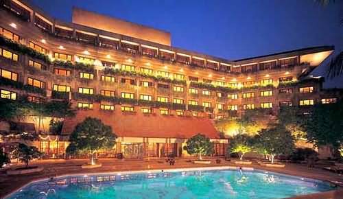 Tha Taj Bengal Hotel in Calcutta - Kolkata formerly, in English contexts, Calcutta, is the capital of the Indian state of West Bengal. It is located in eastern India on the east bank of the River Hooghly. The city has a population of almost 11 million, with an extended metropolitan population of over 14 million, making it the third-largest urban agglomeration and the third-largest city in India. Kolkata served as the capital of India during the British Raj until 1911. Once the centre of modern education, science, culture and politics in India, Kolkata witnessed economic stagnation in the years following India's independence in 1947. However, since the year 2000, an economic rejuvenation has arrested the morbid decline, leading to a spurt in the city's growth. Like other large cities, Kolkata continues to struggle with urbanisation problems like poverty, pollution and traffic congestion. Kolkata served as the capital of India during the British Raj until 1911. Once the centre of modern education, science, culture and politics in India, Kolkata witnessed economic stagnation in the years following India's independence in 1947. However, since the year 2000, an economic rejuvenation has arrested the morbid decline, leading to a spurt in the city's growth. Like other large cities, Kolkata continues to struggle with urbanisation problems like poverty, pollution and traffic congestion.