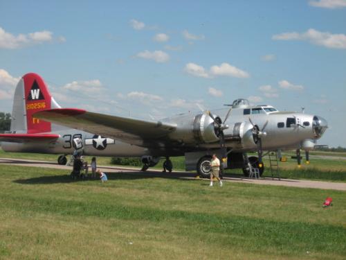 B15 Bomber - Old timer on display and saw it fly on Thursday as well. Did not know it was there for an airshow.