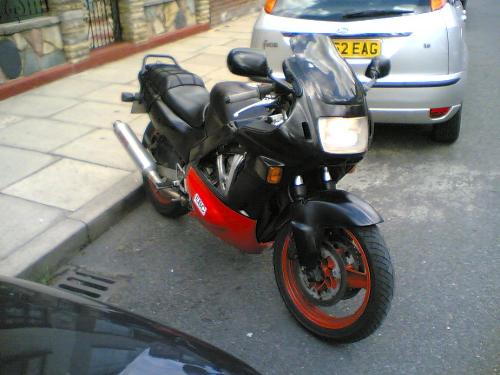Honda CBR 600 - Front view of my old Honda CBR 600 shortly after being rebuilt.
