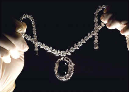 Black diamond - A black diamond was regarded as the stone of reconciliation. It was believed that touch of black diamond has the power of patching up all misunderstanding between the warring couples.