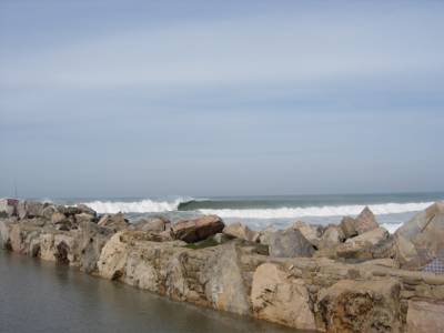 lmoune - here we can find the bigest wave in the world
